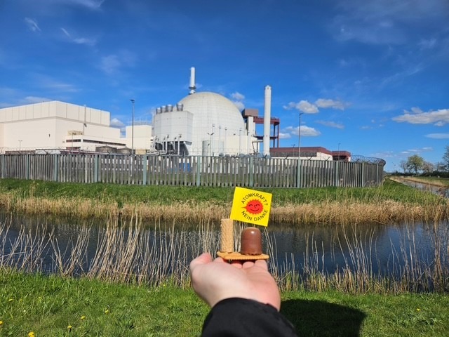 40 Jahre Tschernobyl – Mahnwache am AKW Brokdorf